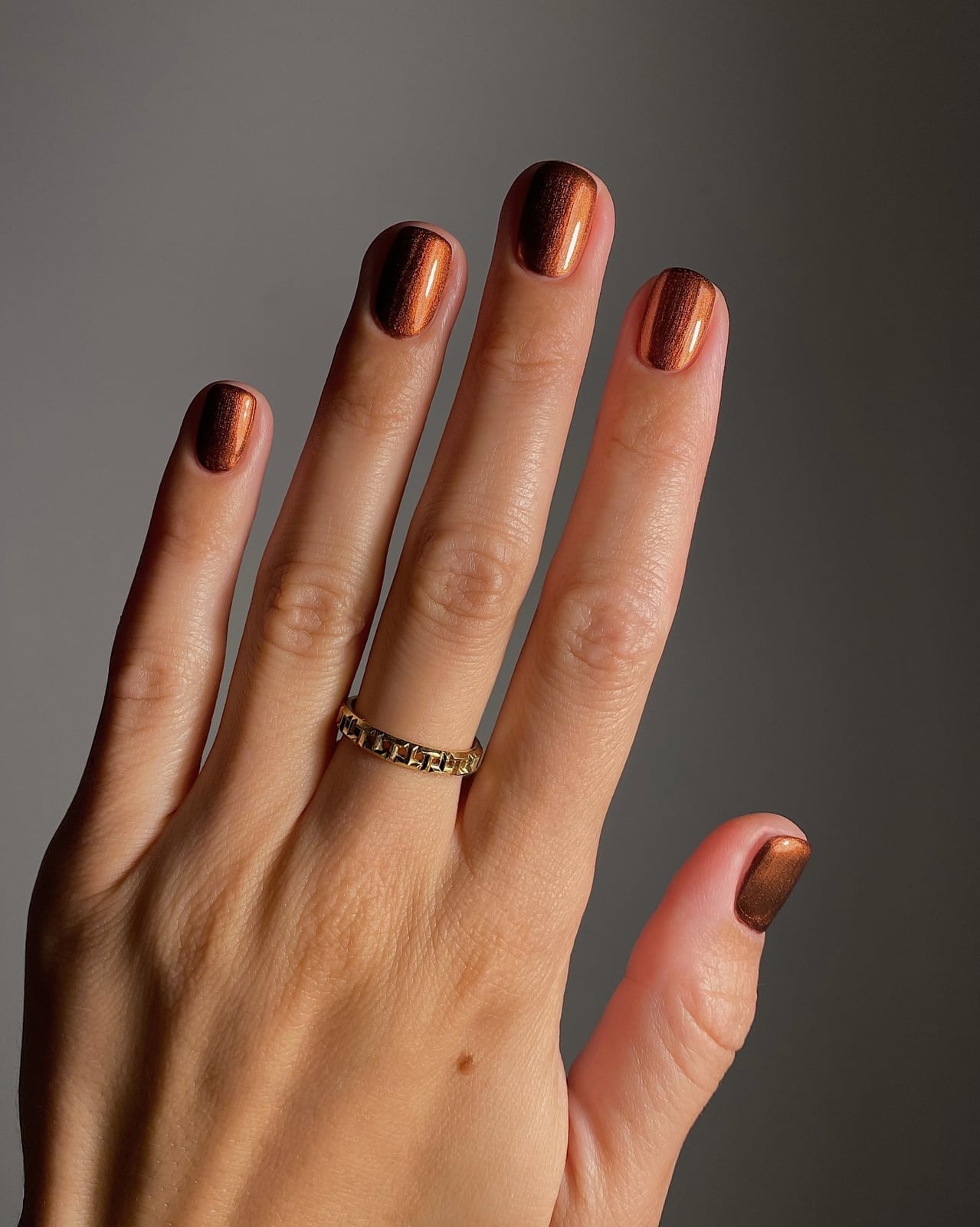 Short Almond Bright Metallic Copper Chrome — Copper Nails