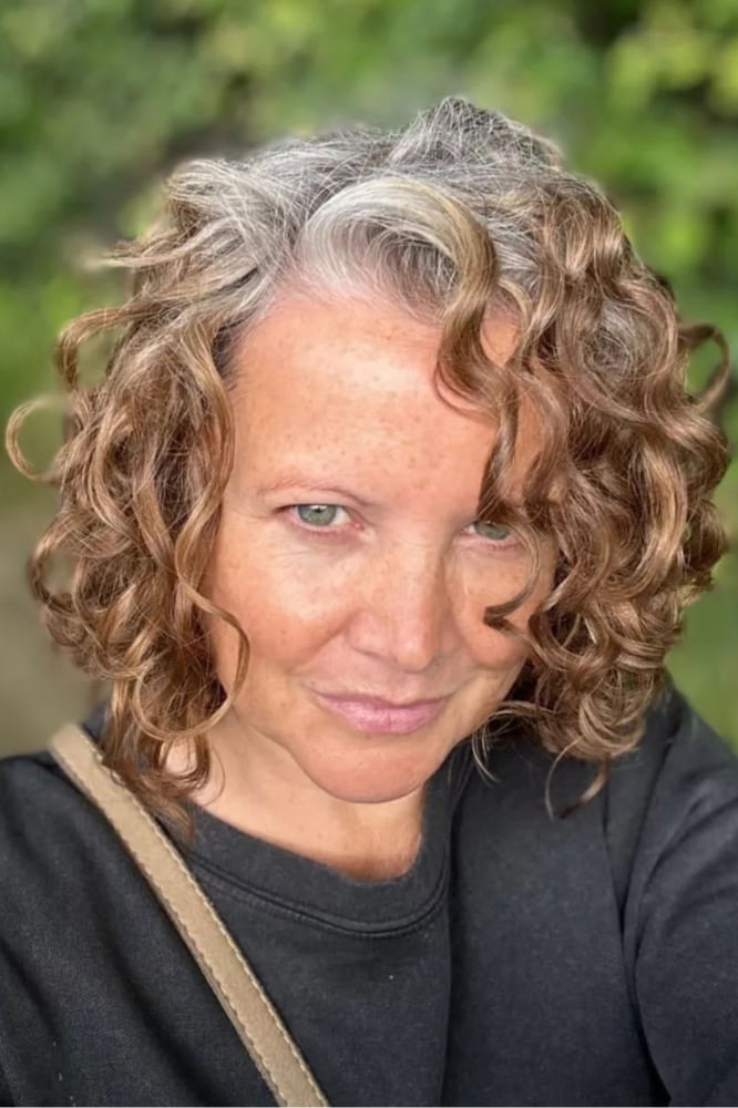 Chin Length Curly Bob Dimensional Blonde Highlights Chin Length Curly Bob Dimensional Blonde Highlights