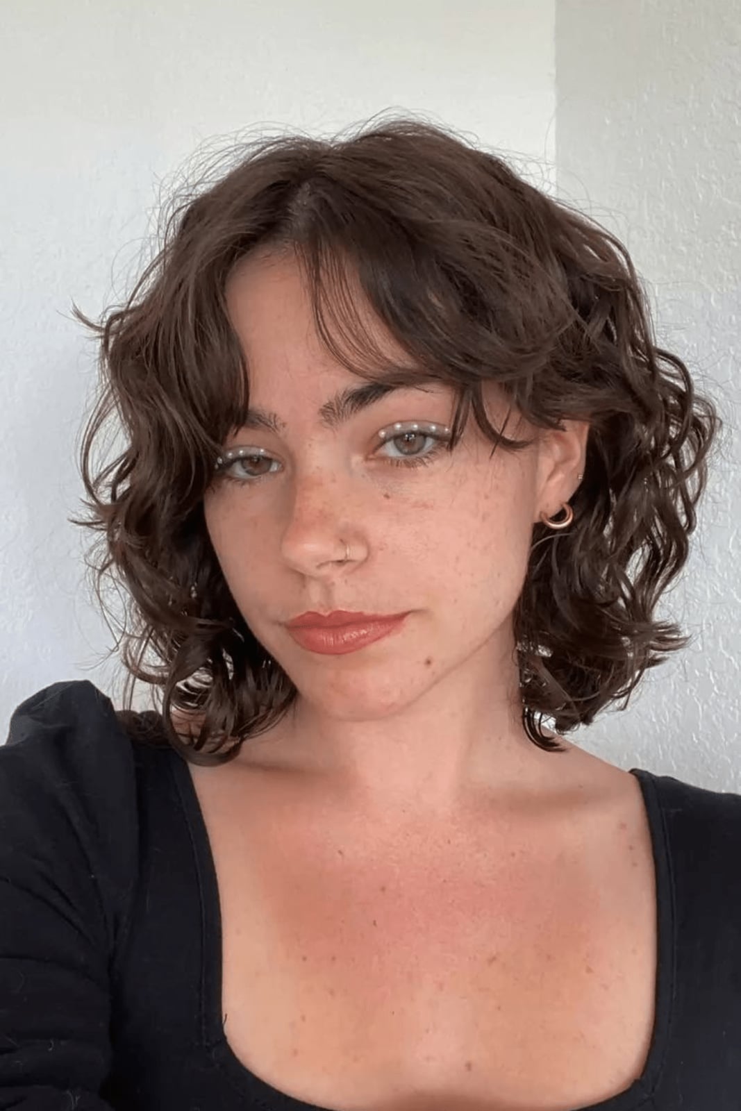 Chin Length Medium Brown Shag With Wispy Bangs Chin Length Medium Brown Shag With Wispy Bangs — Curly Shag