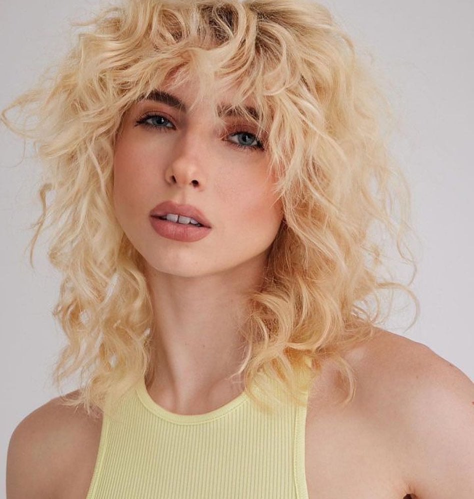 Shoulder Length Ash Blonde Wolf Cut — Curly Wolf Cut