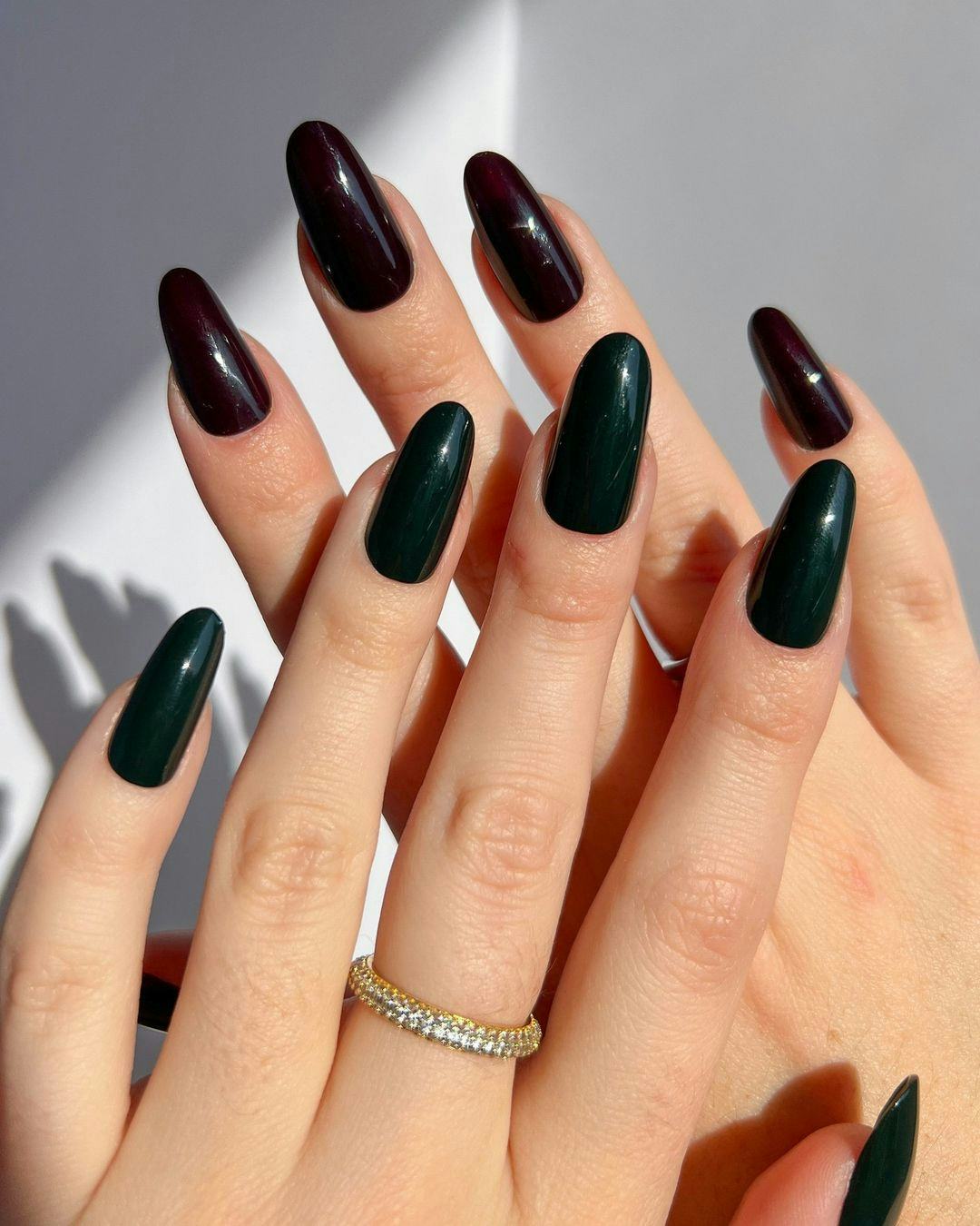 Almond Deep Green and Burgundy Glossy Nails — Dark Nails
