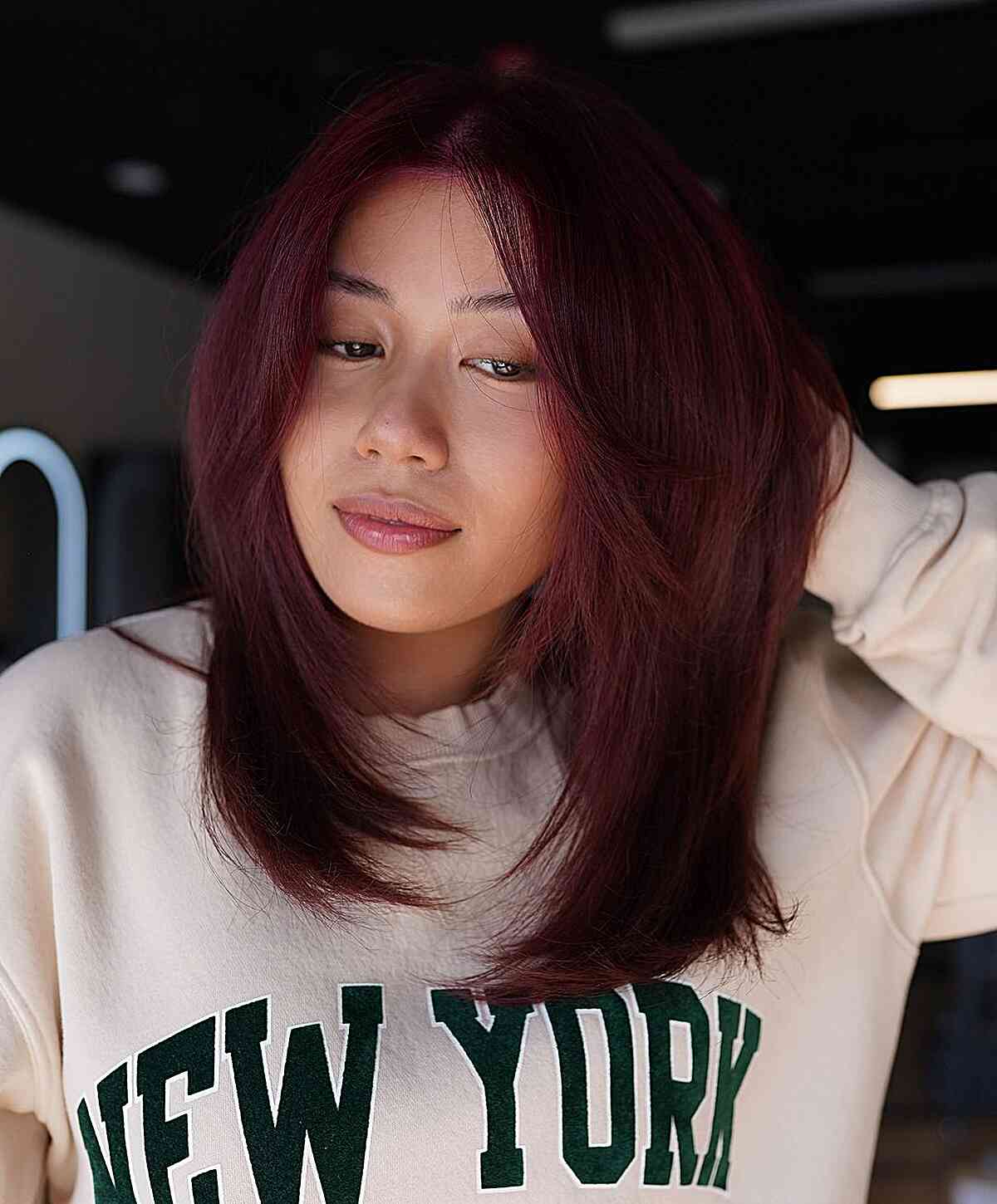 Collarbone Dark Red Burgundy With Curtain Bangs, Wavy — Dark Red Hair