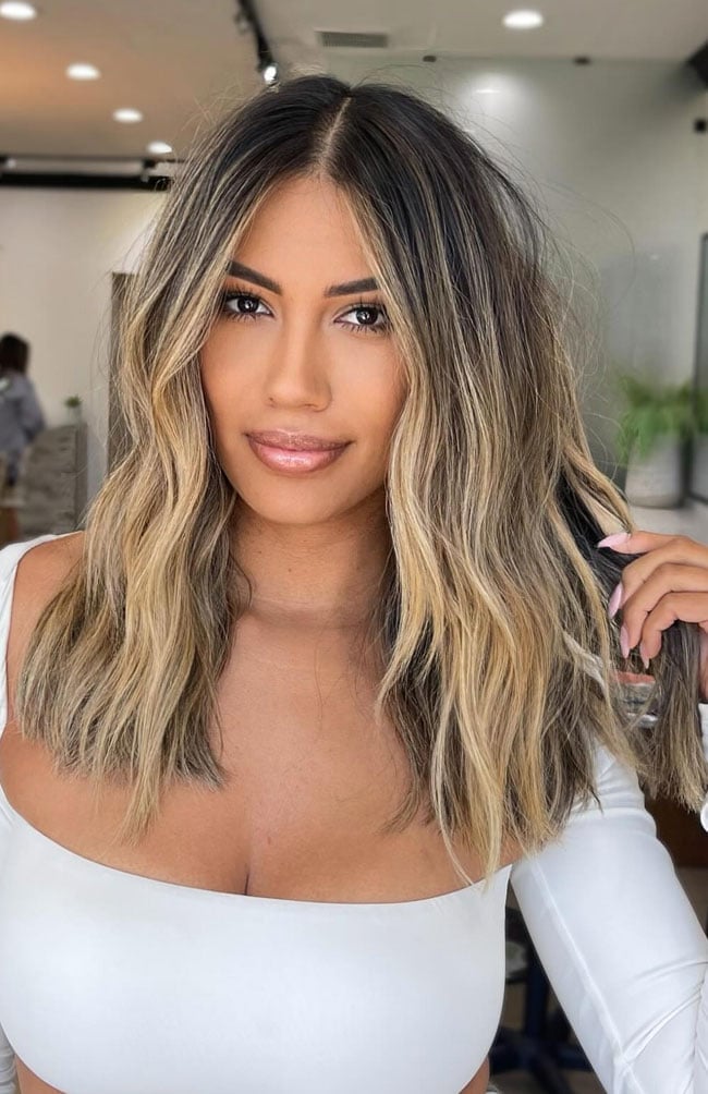 Collarbone Layered Balayage With Face Framing Bangs — Dimensional Blonde