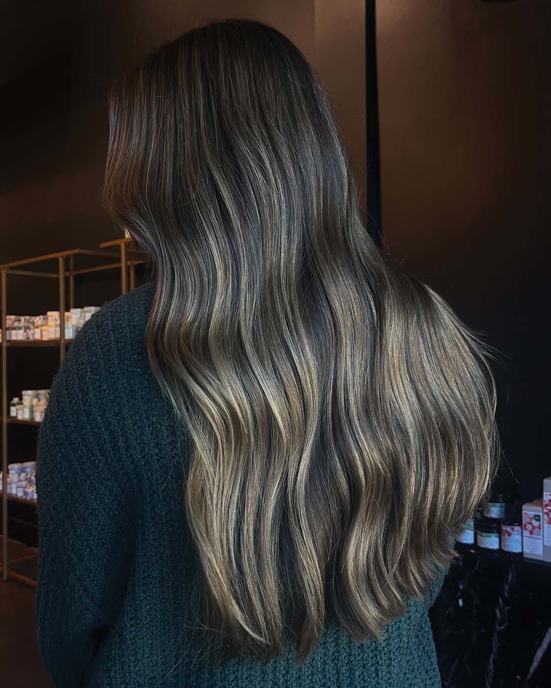 Dark Brown With Blonde Caramel Highlights, Wavy — Dimensional Brunette
