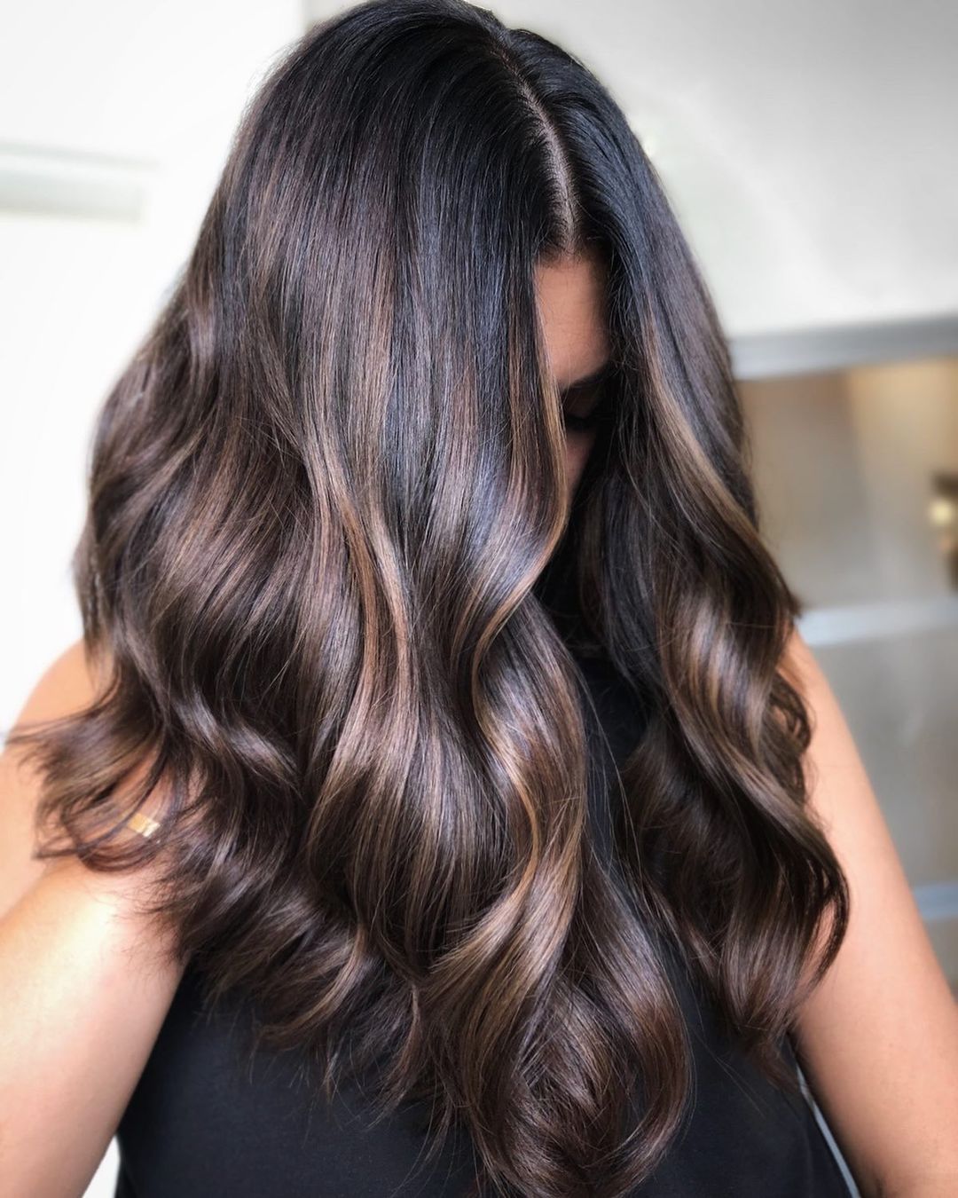 Dark Brown Base With Caramel Highlights And Curtain, Close-Up Take — Dimensional Brunette