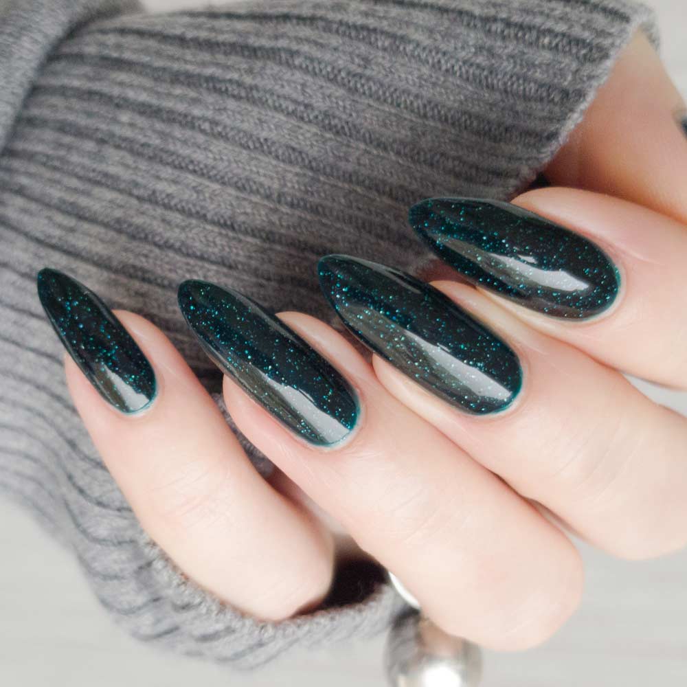 Medium Almond Emerald With Teal Glitter — Emerald Nails
