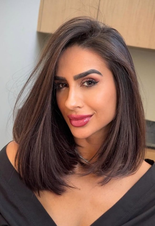 Collarbone Espresso Lob With Side Part — Espresso Hair