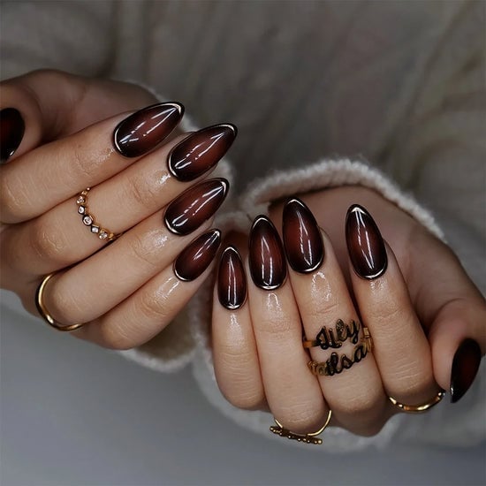 Dark Brown Ombre With Gold Outline Almond, Close-Up Take Dark Brown Ombre With Gold Outline Almond, Close-Up Take — Espresso Nails