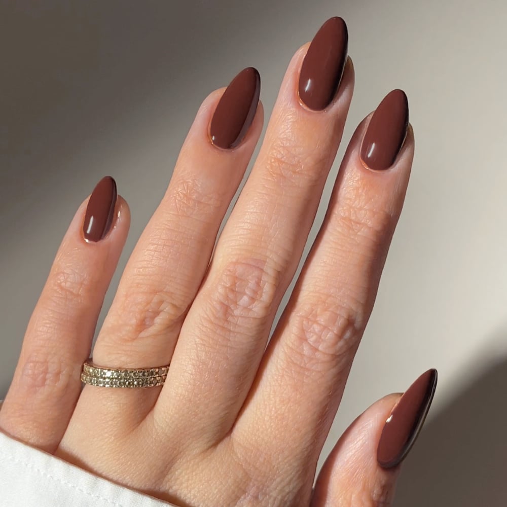 Deep Glossy Brown Medium Almond Nails Deep Glossy Brown Medium Almond Nails — Espresso Nails