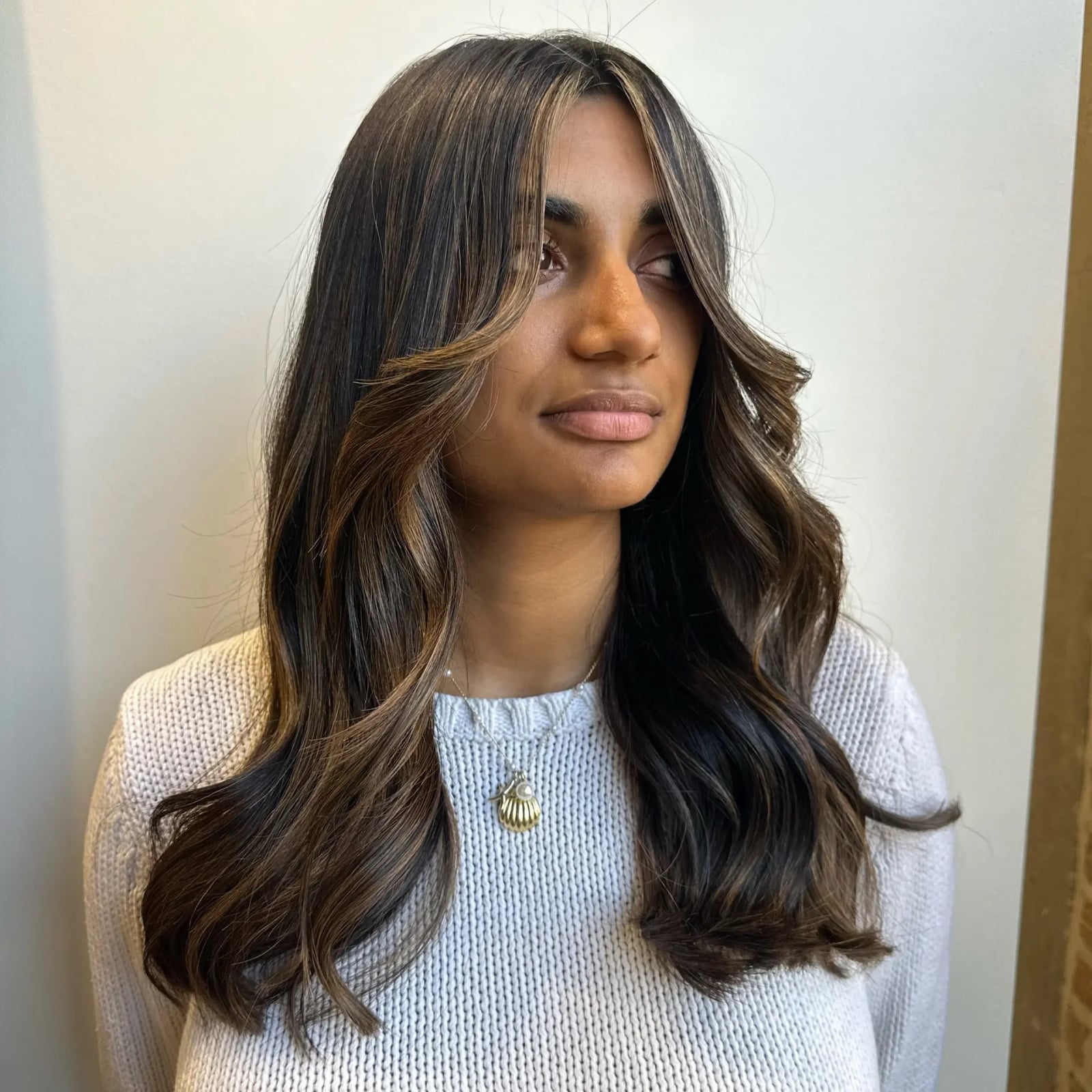 Mid-Back Brunette Balayage With Face Framing — Face Framing Highlights