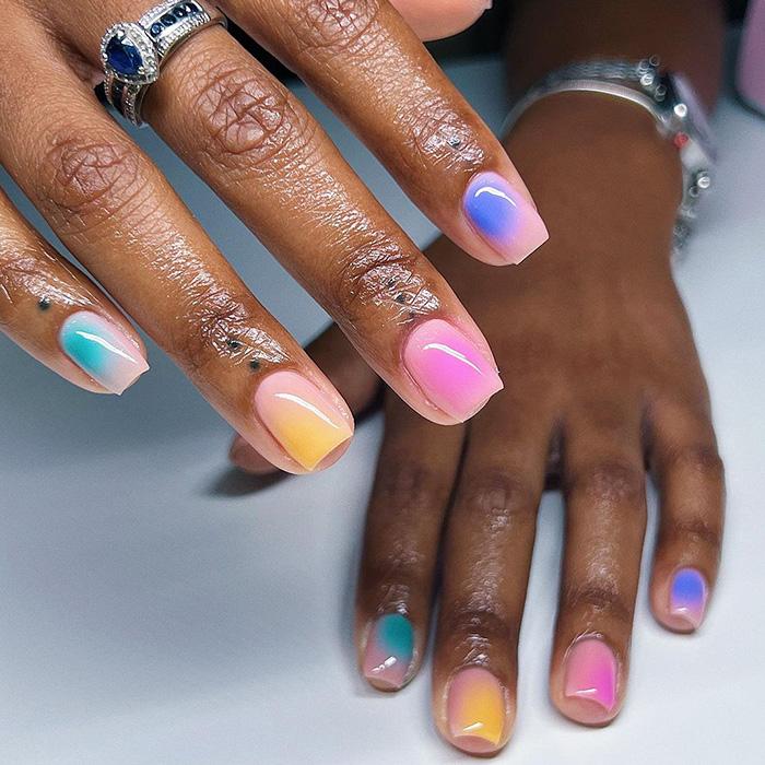Vibrant Gradient Short Square Gel Nails Vibrant Gradient Short Square Gel Nails