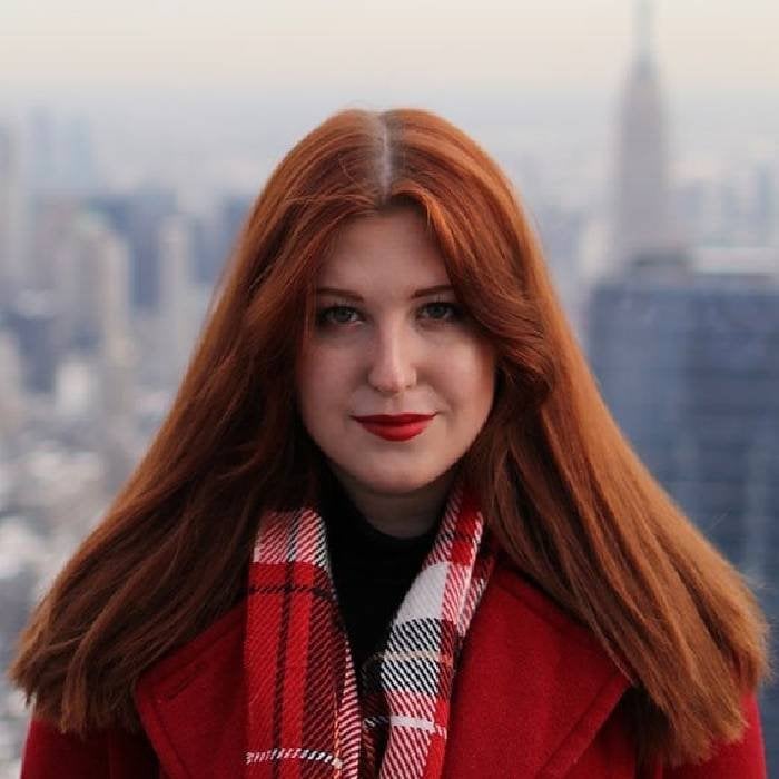 Mid-Back Natural Ginger With Soft Waves Mid-Back Natural Ginger With Soft Waves — Ginger Hair