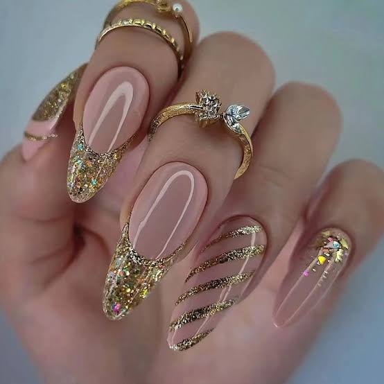 Long Almond Gold Glitter French Stripes Long Almond Gold Glitter French Stripes — Gold Nails