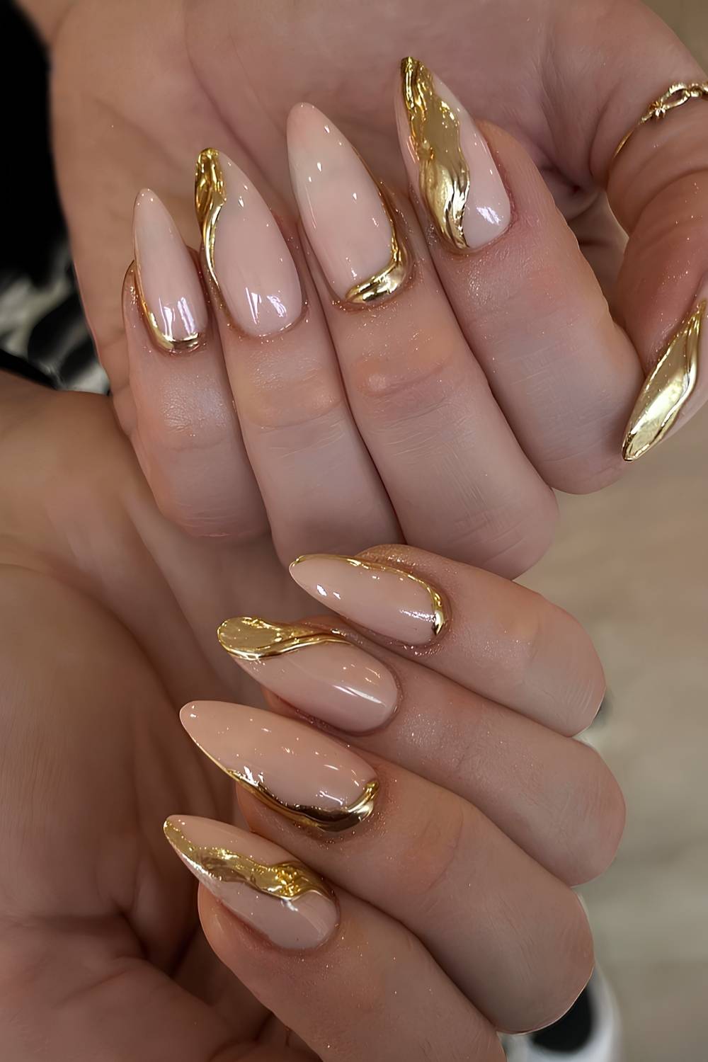 Long Almond Glossy Gold Accents Long Almond Glossy Gold Accents — Gold Nails