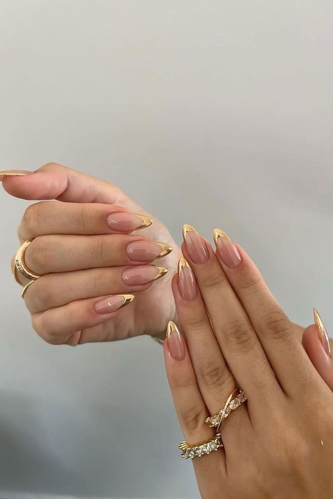 Medium Almond Gold French Design, Sheer Nude Base Medium Almond Gold French Design, Sheer Nude Base — Gold Nails