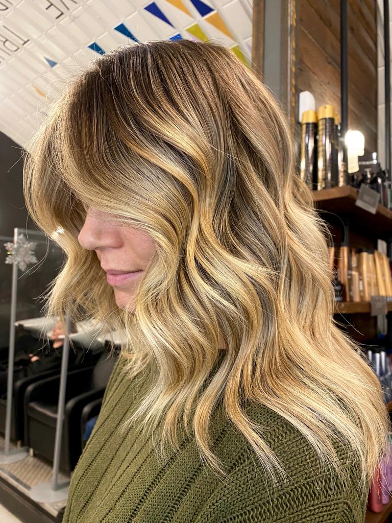Chin Bob Golden Blonde Balayage