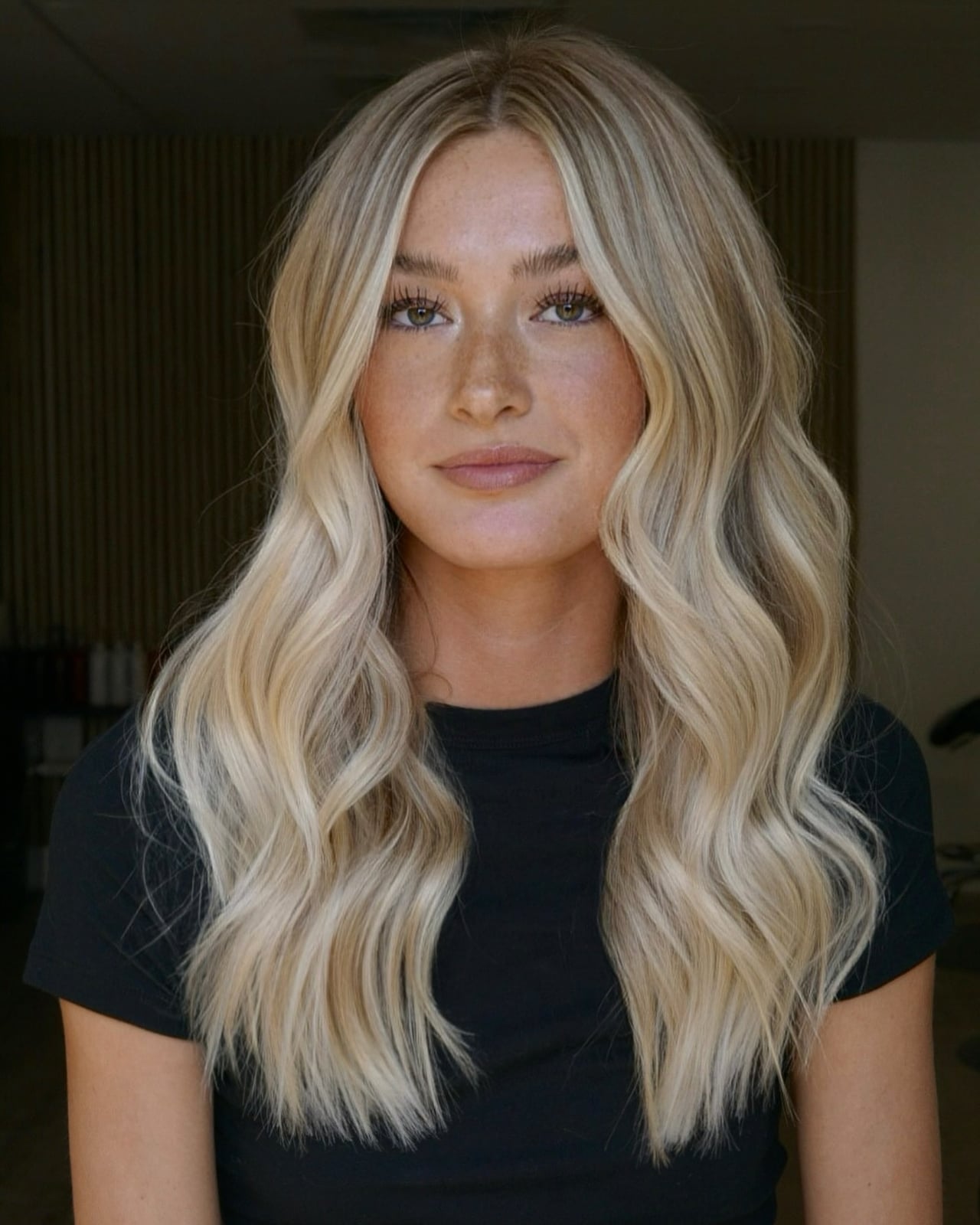 Collarbone Golden Blonde With Ash Highlights