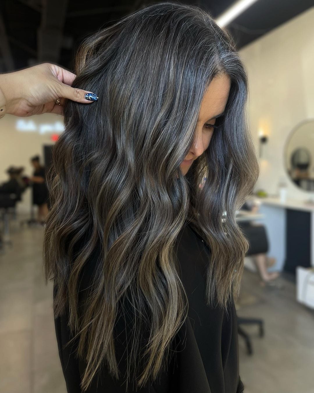 Mid-Back Wavy Hair With Dark Brown Blend — Gray Blending