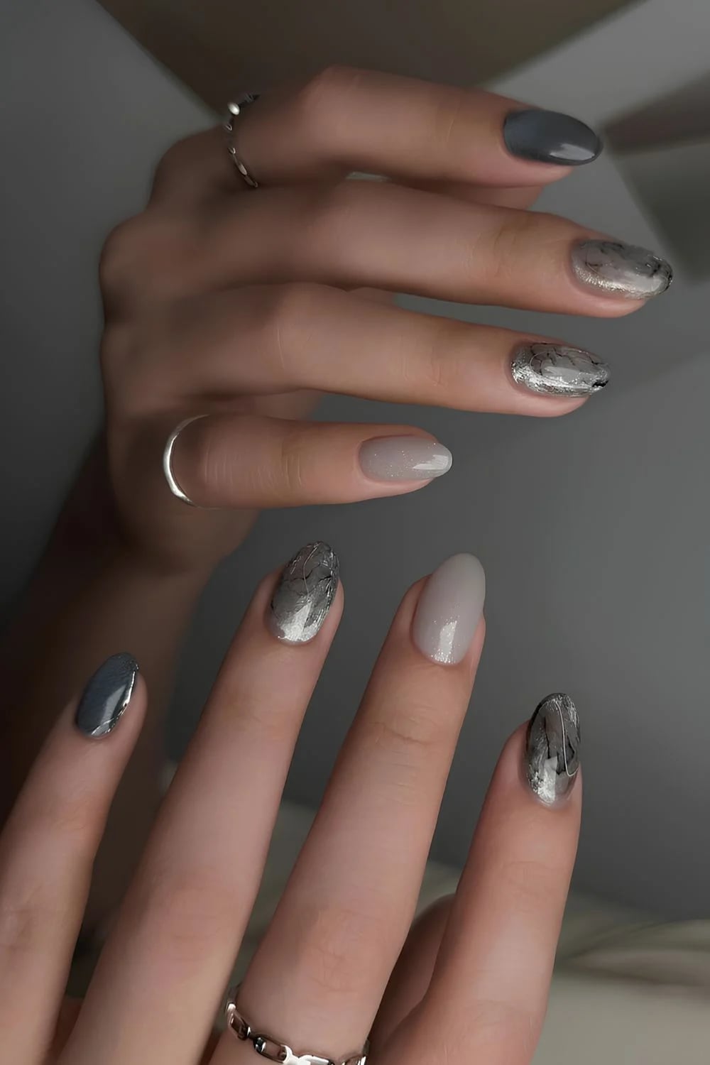 Gray Nude Marble Silver Veins Medium Almond Nails — Gray Nails