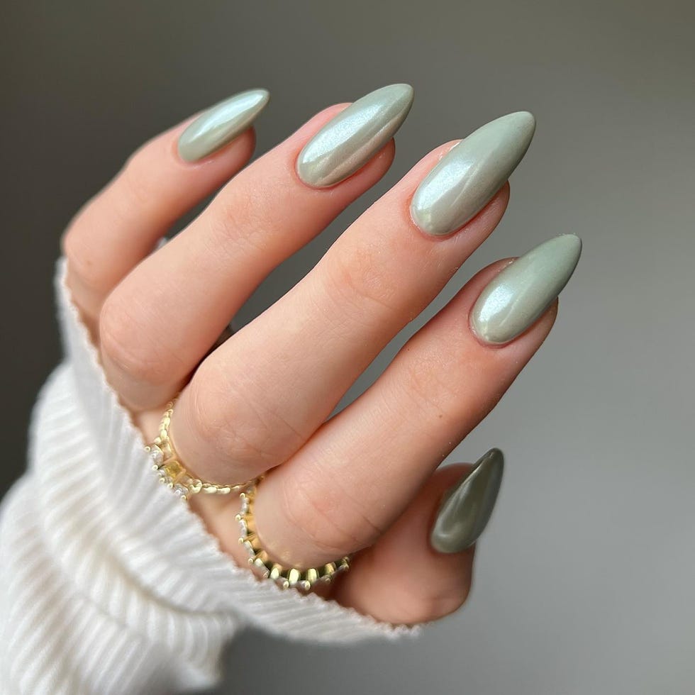 Subtle Sage Green Chrome Short Almond Nails — Green Chrome Nails