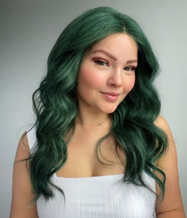 Collarbone Length Wavy Layers — Green Hair