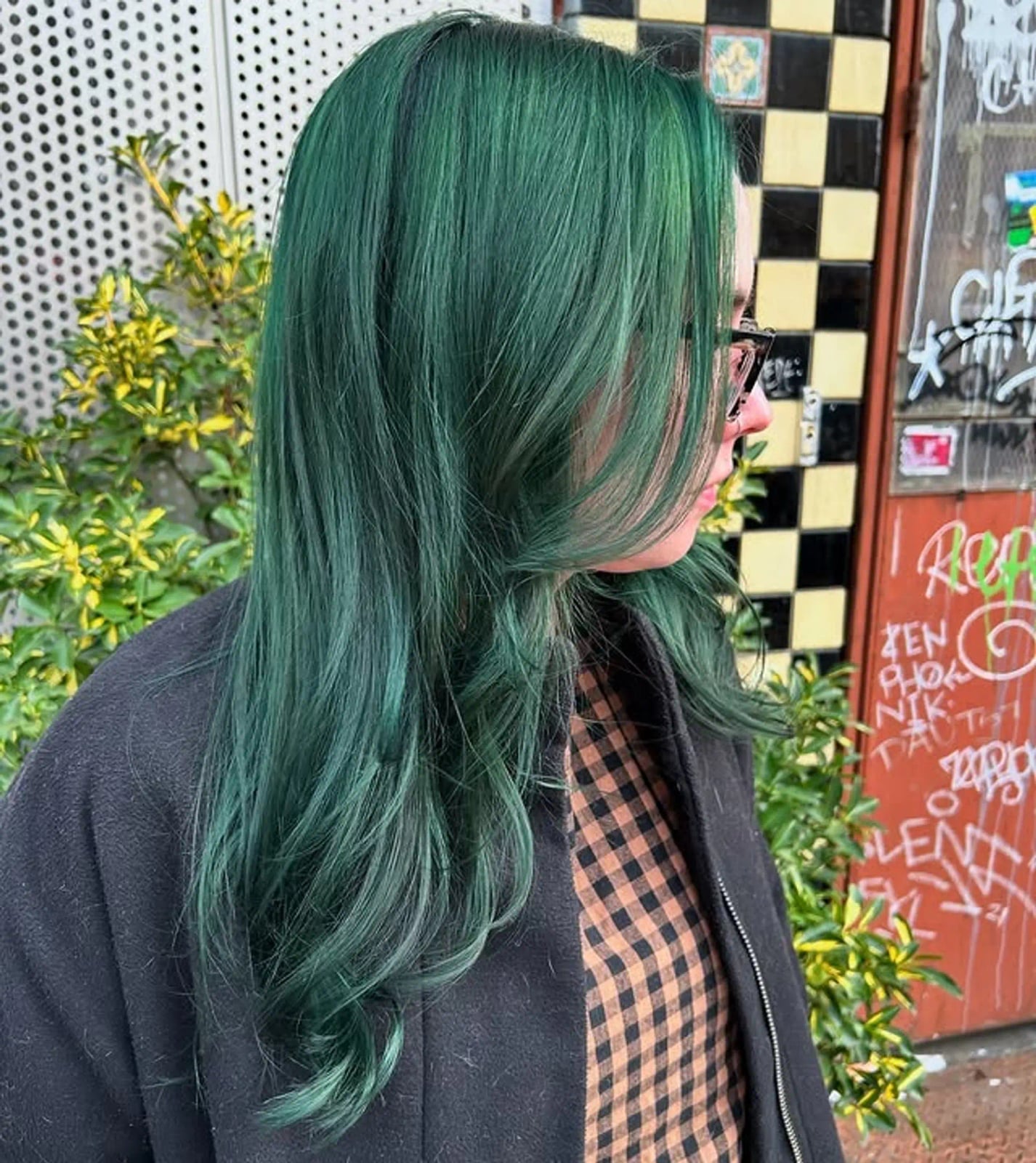 Collarbone Emerald Green With Side Bangs — Green Hair