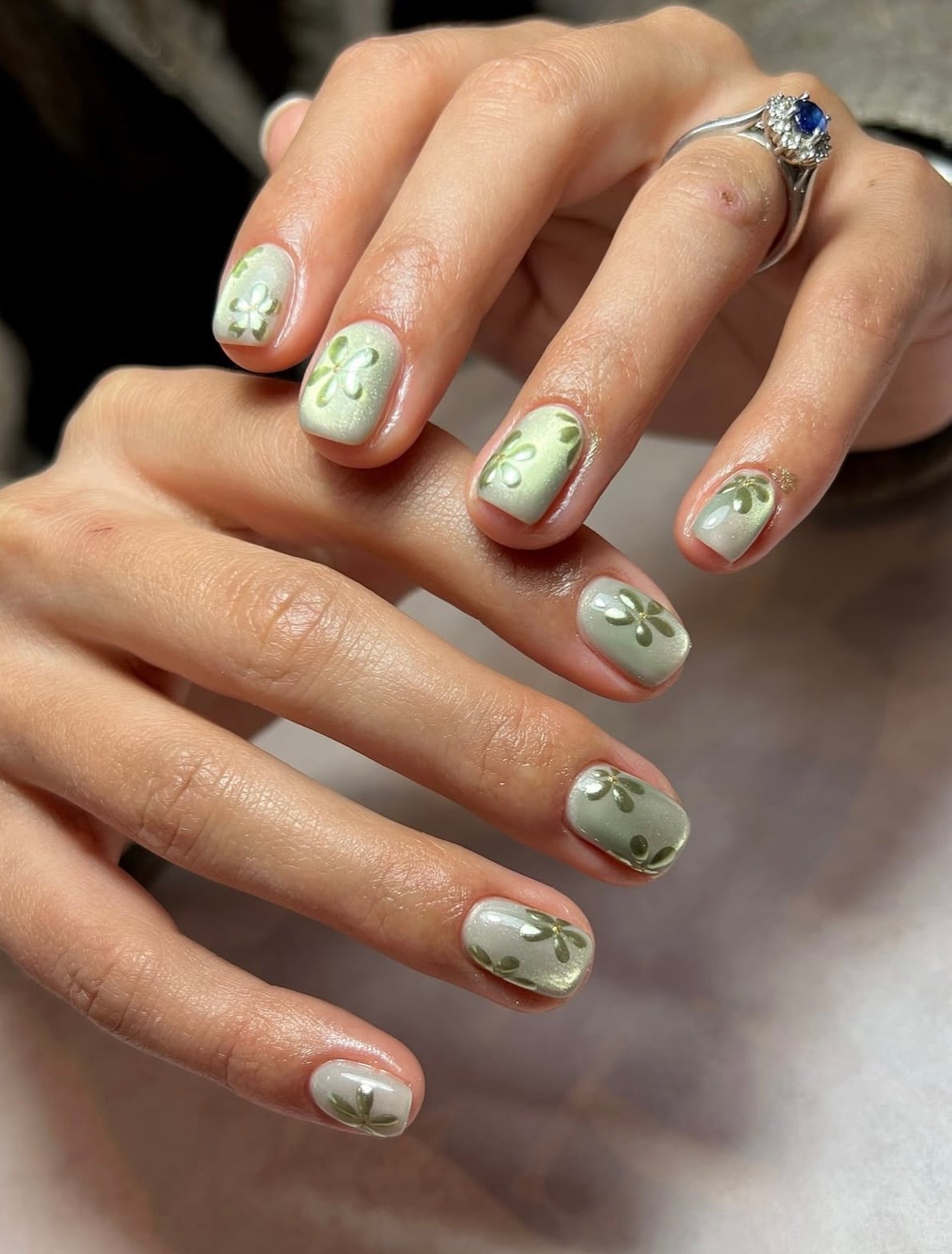 Short Square Sage Green Floral Motifs Short Square Sage Green Floral Motifs — Green Nails