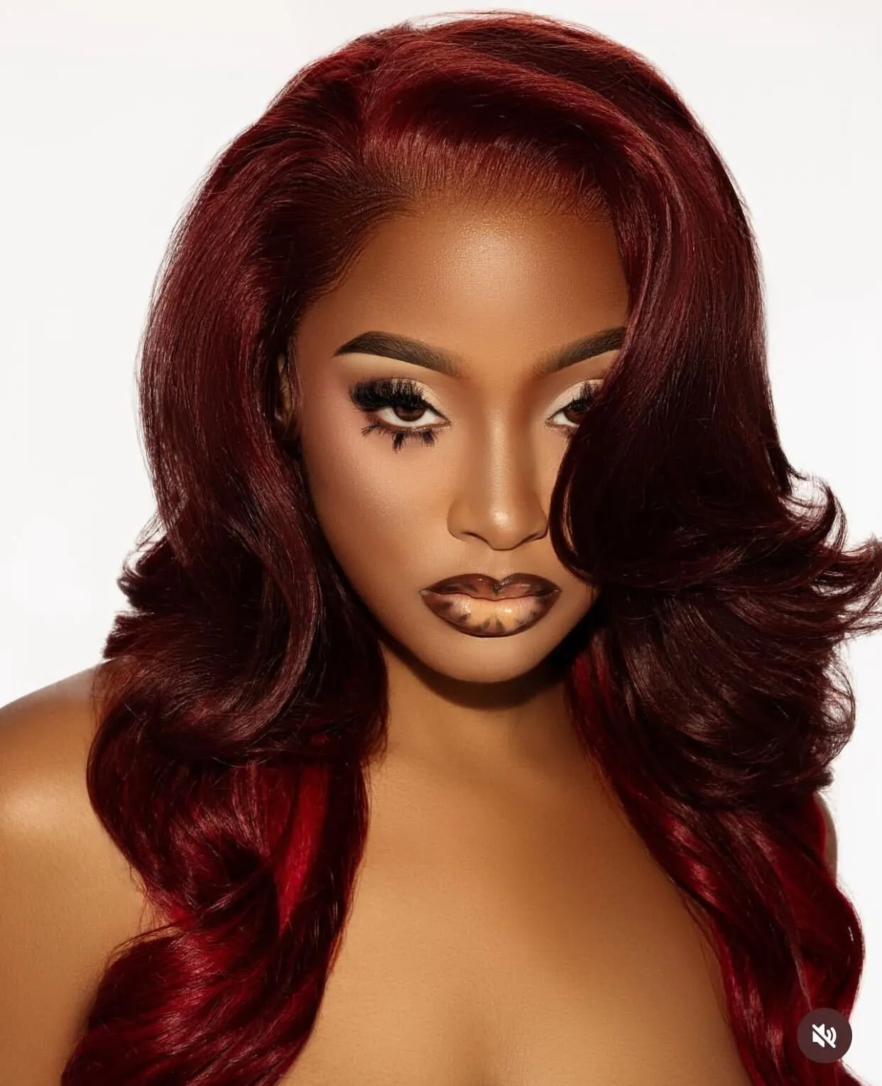 Collarbone Layers In Deep Burgundy With Cherry Highlights — Hair Color for Black Women