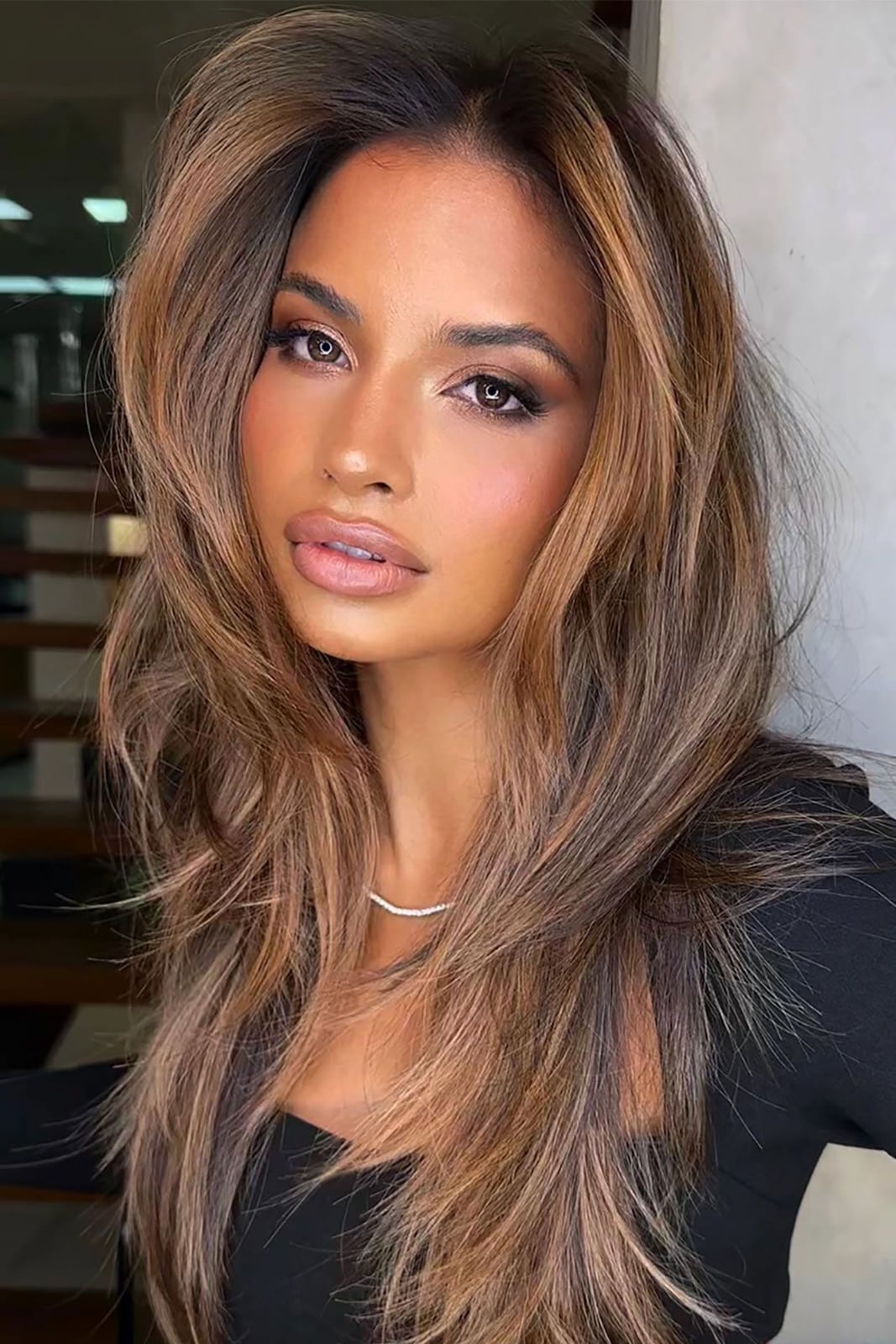 Medium Brown With Warm Blonde Balayage, Mid-Back Medium Brown With Warm Blonde Balayage, Mid-Back — Hair Color for Brown Eyes