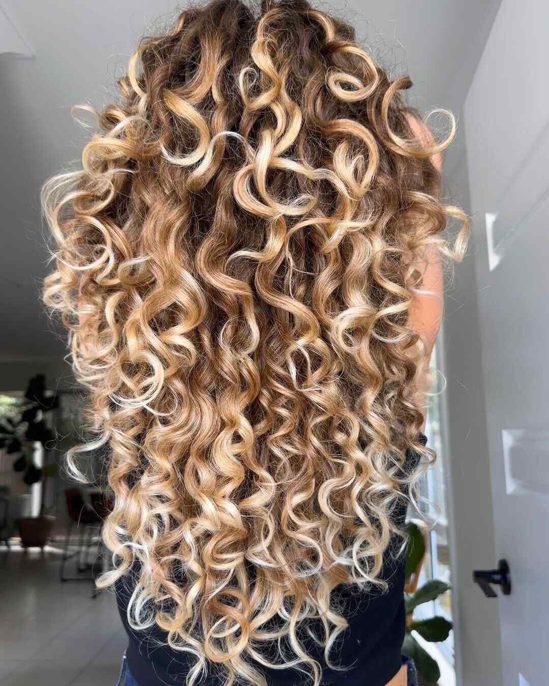 Dark Brown With Ash Blonde Balayage Highlights Dark Brown With Ash Blonde Balayage Highlights — Hair Color for Curly Hair