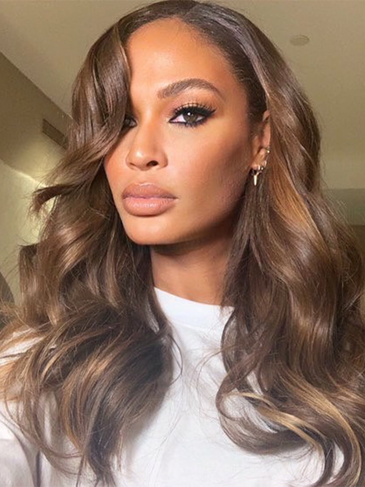 Medium Brown With Caramel Highlights, Collarbone Medium Brown With Caramel Highlights, Collarbone — Hair Color for Dark Skin