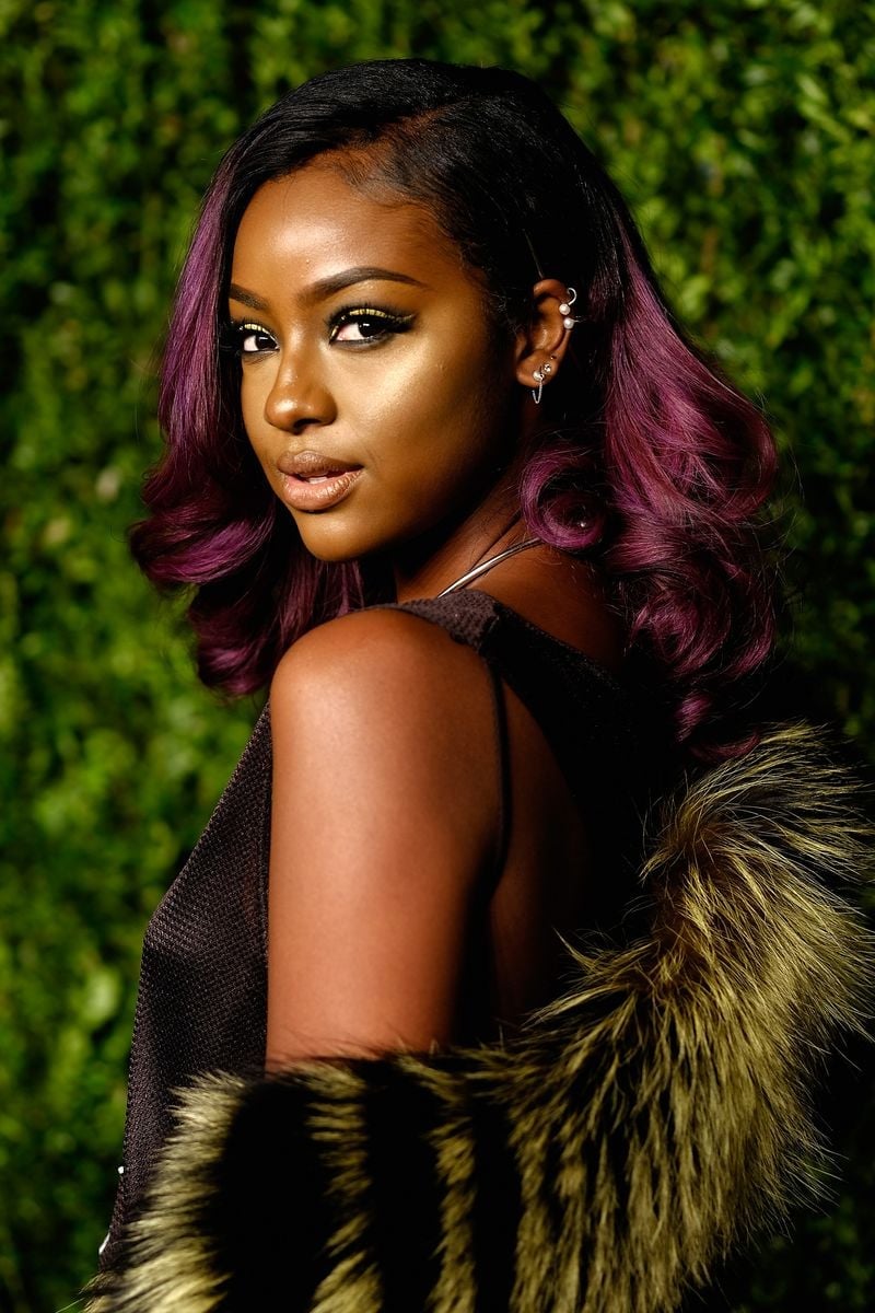 Collarbone Dark Purple With Violet Highlights Collarbone Dark Purple With Violet Highlights — Hair Color for Dark Skin