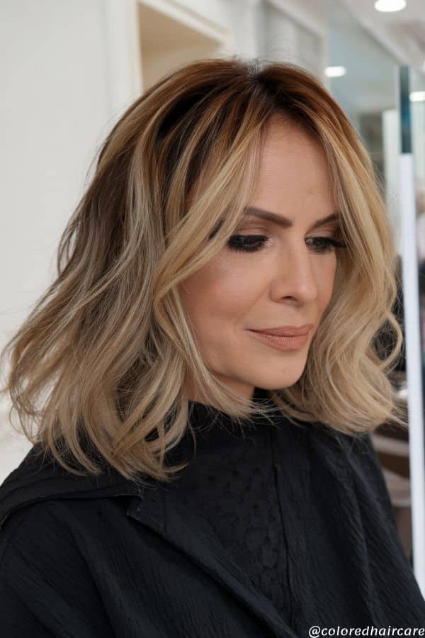 Collarbone Blonde With Dark Root Shadow Collarbone Blonde With Dark Root Shadow — Hair Color for Women Over 40