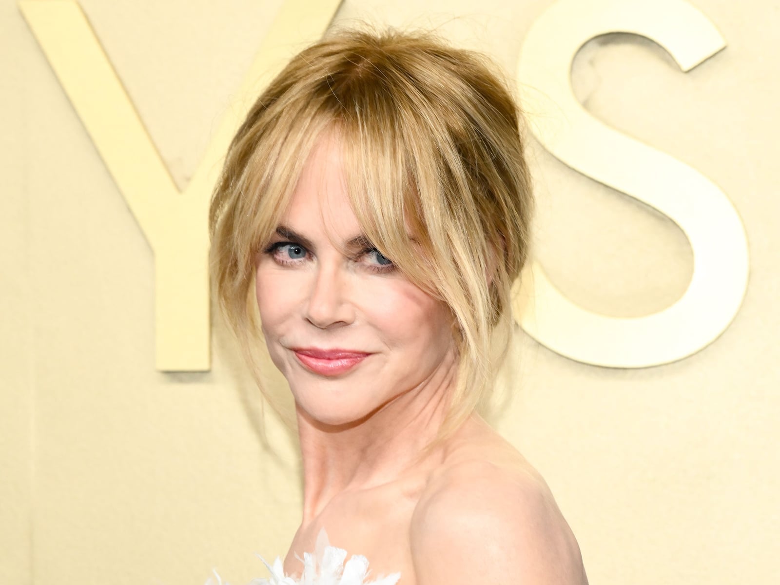 Collarbone Lob With Honey Blonde And Wispy Bangs Collarbone Lob With Honey Blonde And Wispy Bangs — Hair Color for Women Over 50
