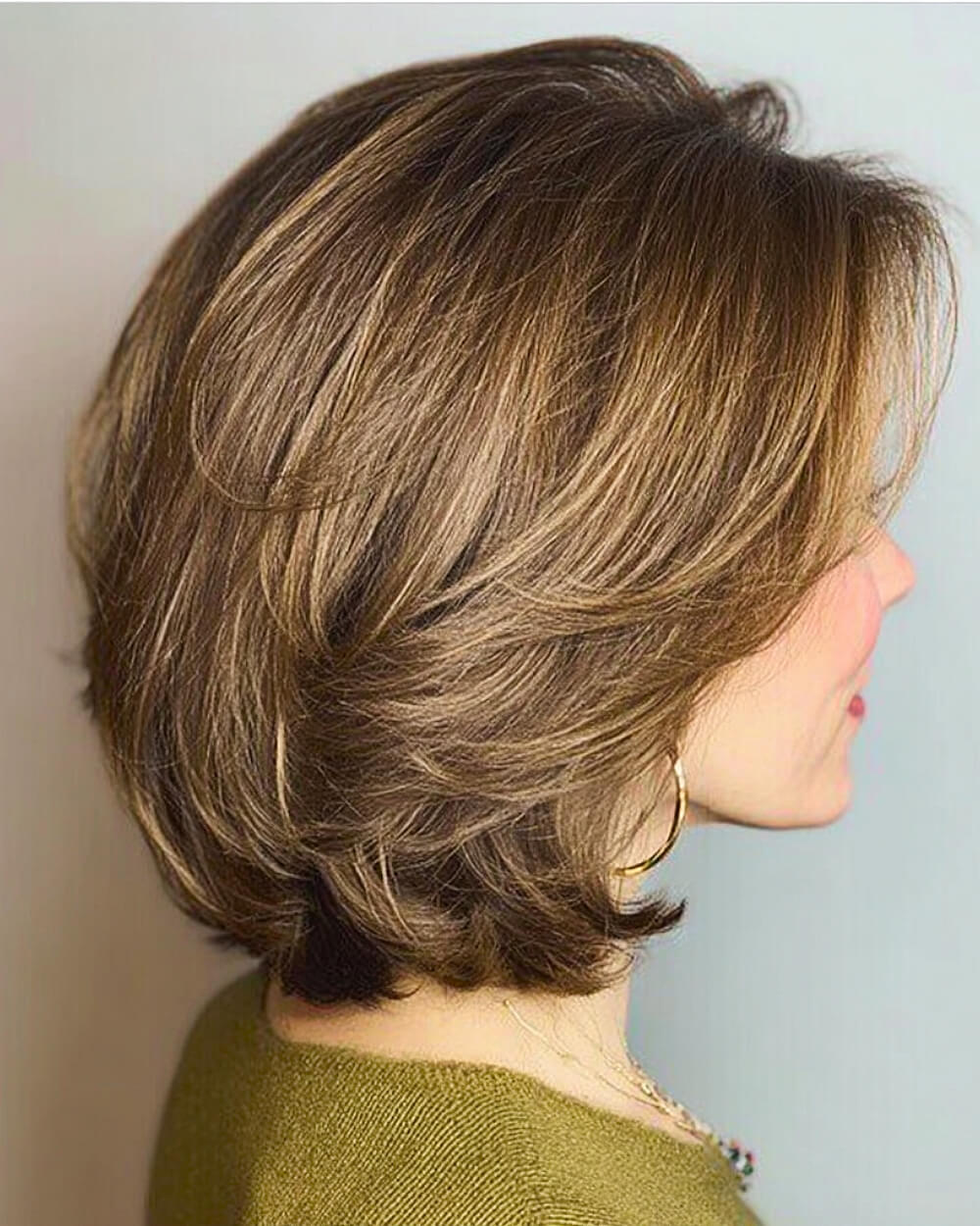 Layered Light Brown Bob With Highlights Layered Light Brown Bob With Highlights — Hair Color Ideas for Short Hair