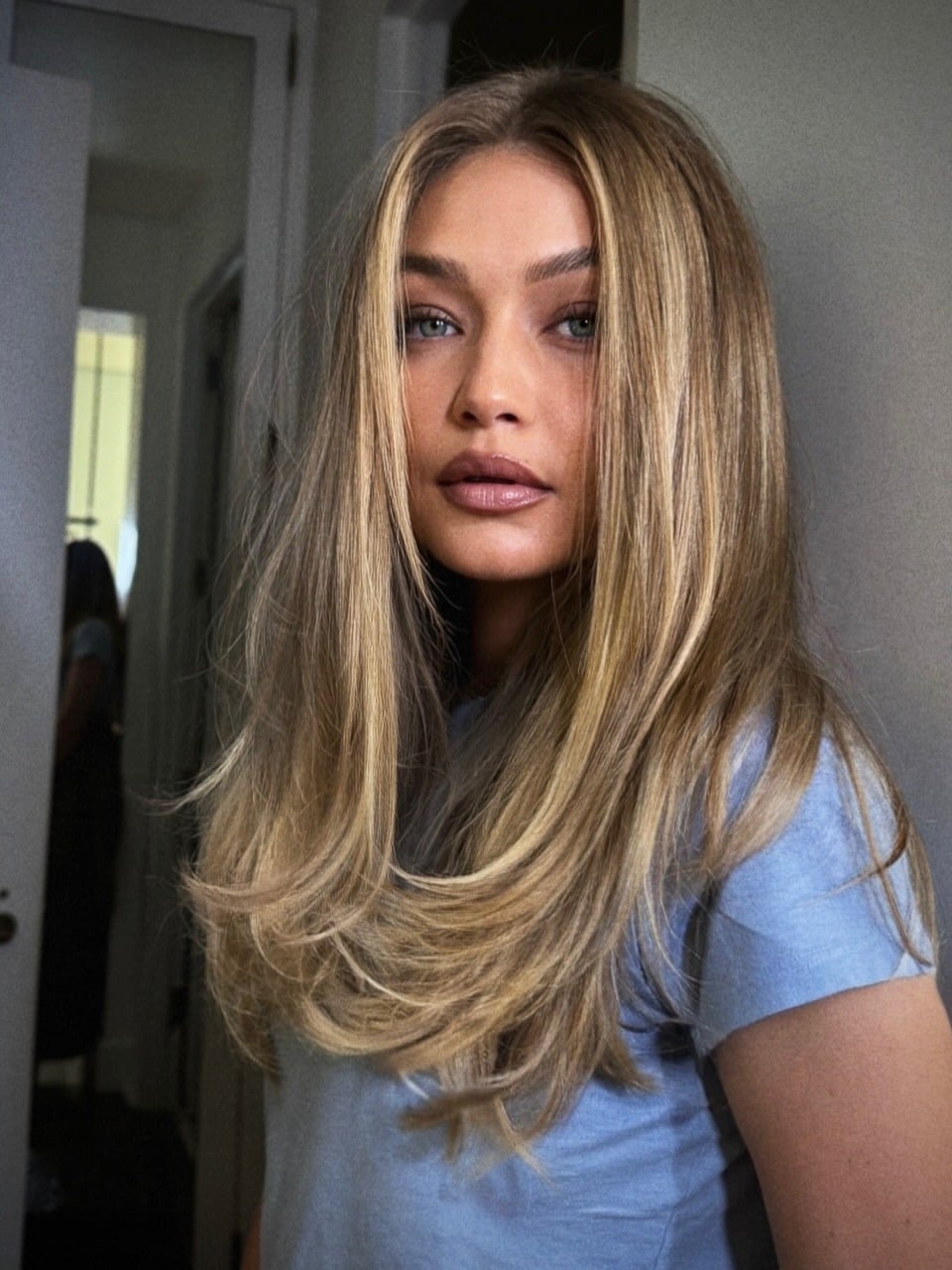 Dark Blonde With Lighter Highlights Dark Blonde With Lighter Highlights — Hair Color Trends