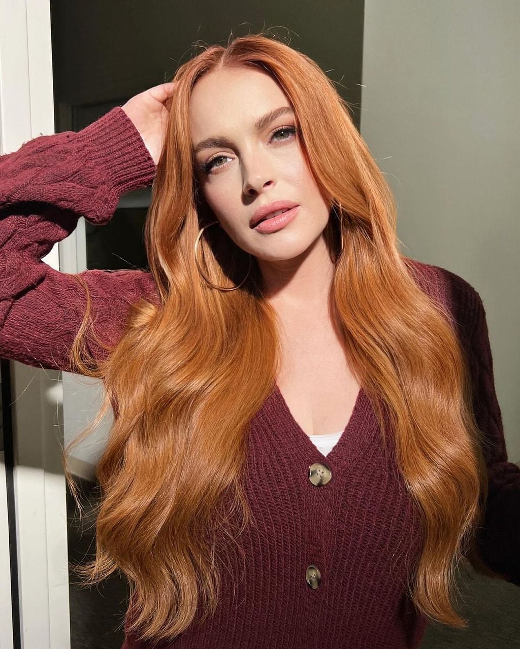 Bright Red-Orange With Loose Waves Bright Red-Orange With Loose Waves — Hair Color Trends