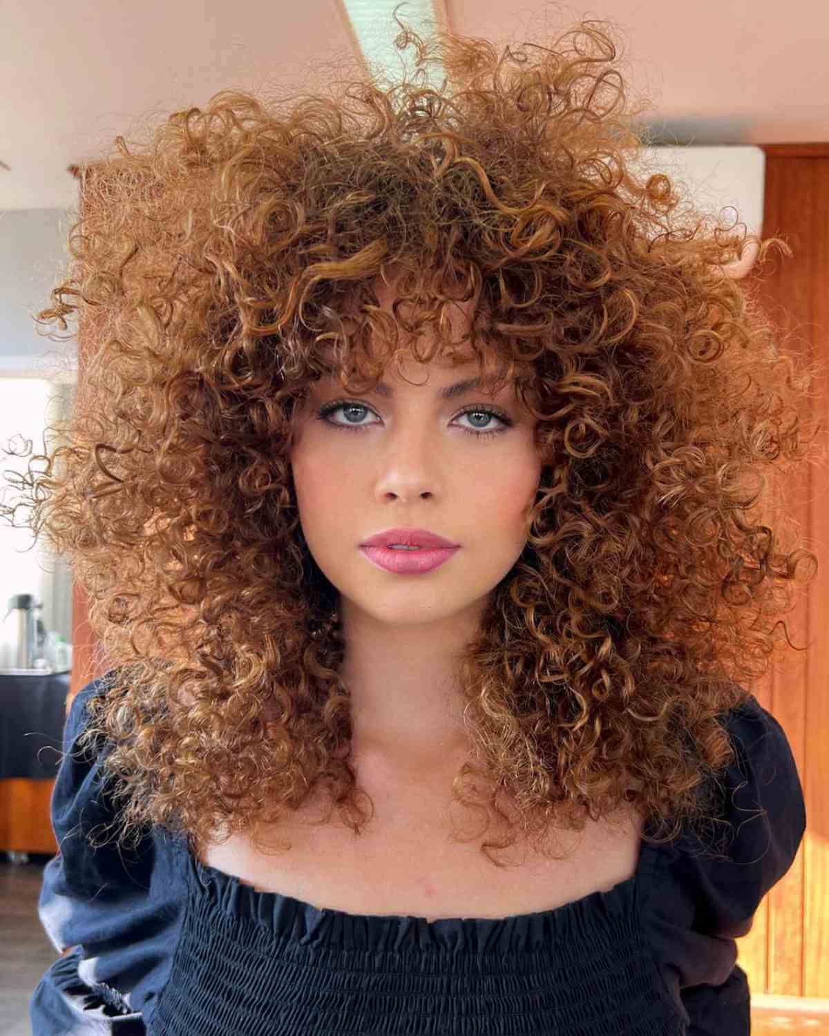 Shoulder-Length Blunt Bob With Defined Curls Shoulder-Length Blunt Bob With Defined Curls — Haircuts for Curly Hair