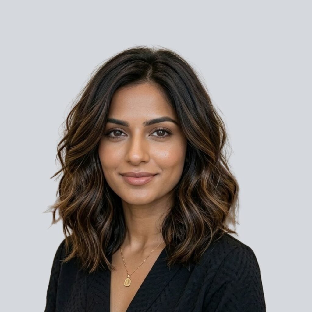 Collarbone Lob With Caramel Balayage Collarbone Lob With Caramel Balayage — Haircuts for Thick Hair