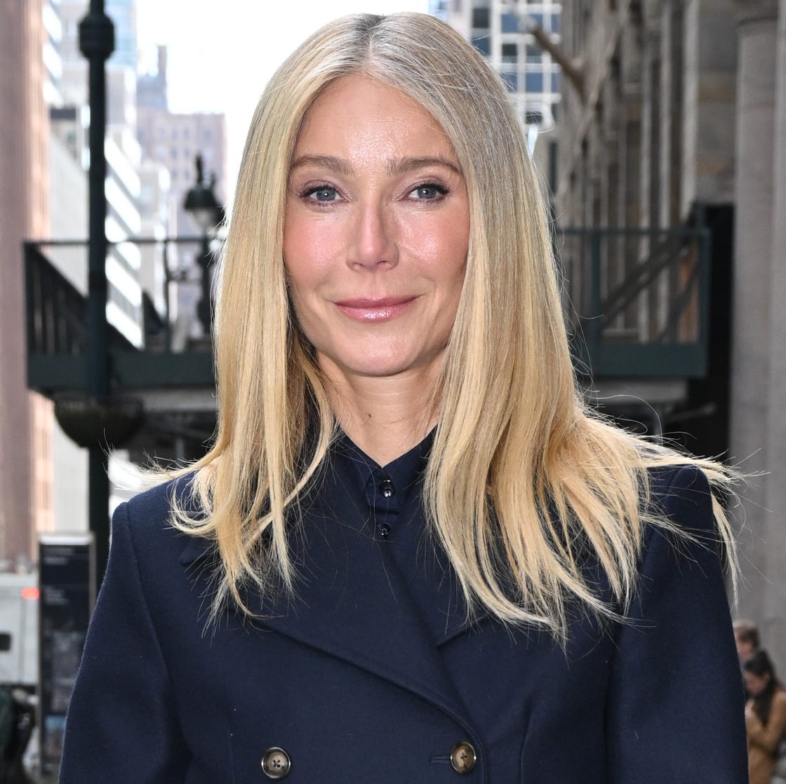 Collarbone Long Bob With Layers, Ash Blonde — Haircuts for Thin Hair