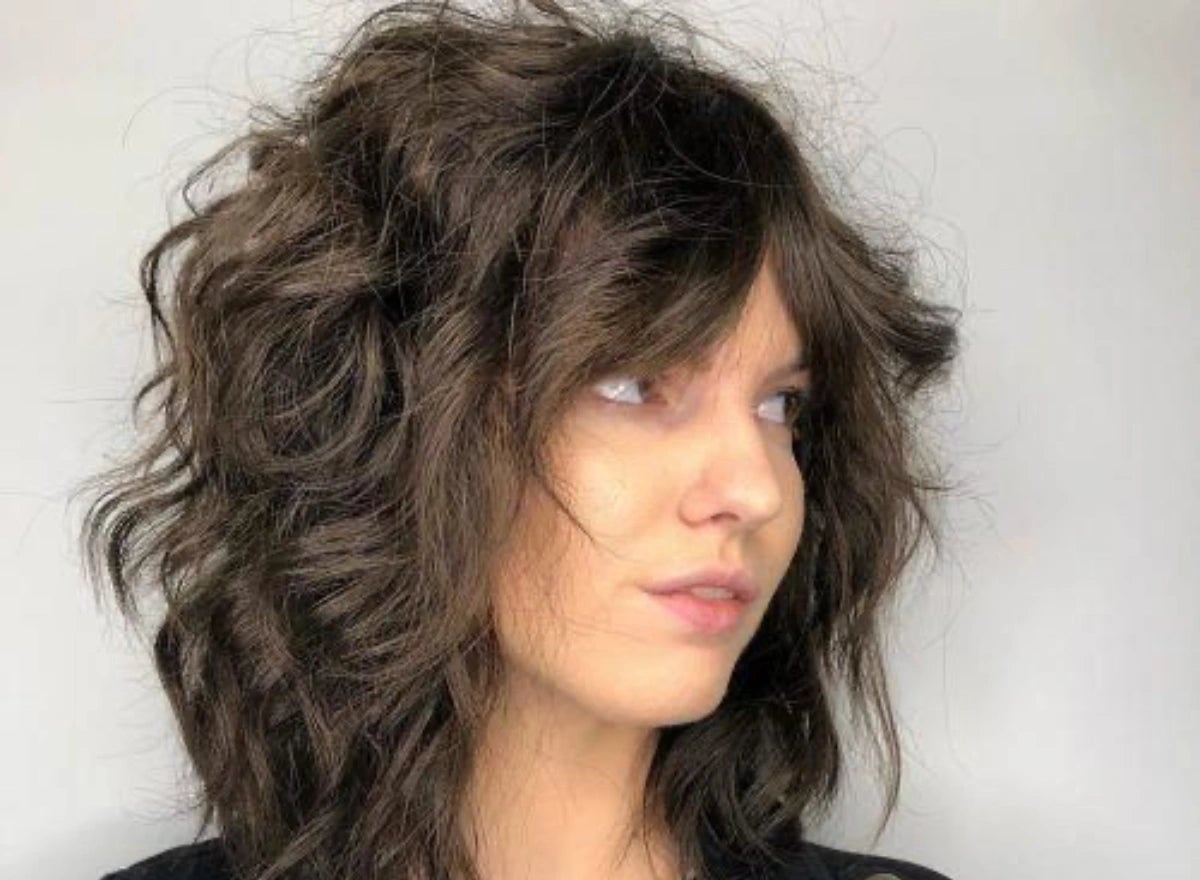 Dark Brown Shag With Curtain Bangs Dark Brown Shag With Curtain Bangs — Haircuts for Wavy Hair