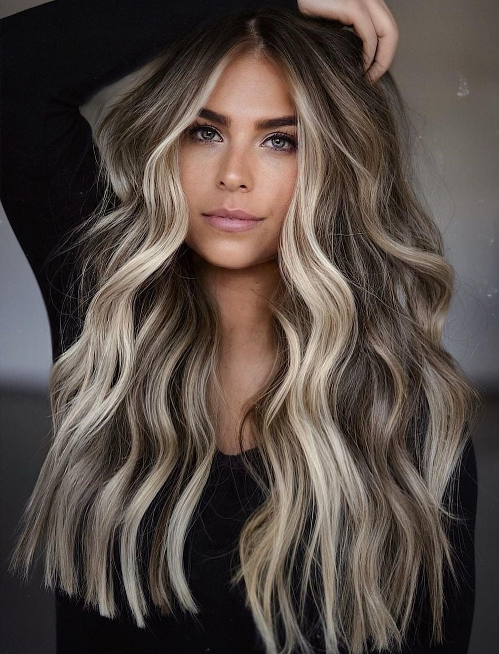 Mid-Back Dark Brown With Bold Ash Blonde Highlights, Close-Up Take Mid-Back Dark Brown With Bold Ash Blonde Highlights, Close-Up Take