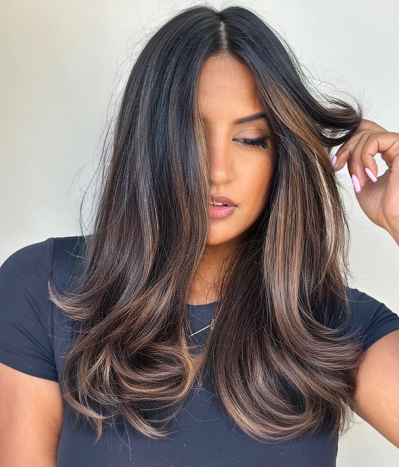 Dark Brown With Blonde Face-Framing Highlights Dark Brown With Blonde Face-Framing Highlights — Highlights on Brown Hair