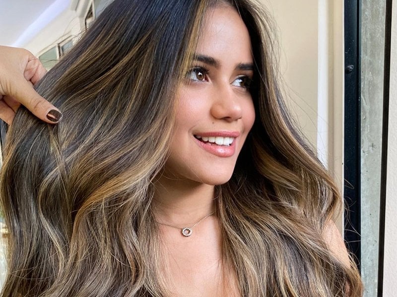 Dark Brown With Caramel Highlights Dark Brown With Caramel Highlights — Highlights Trends