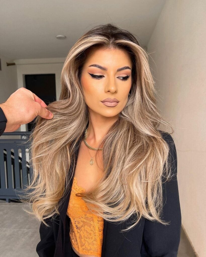 Ash Blonde With Platinum Highlights Ash Blonde With Platinum Highlights — Highlights Trends