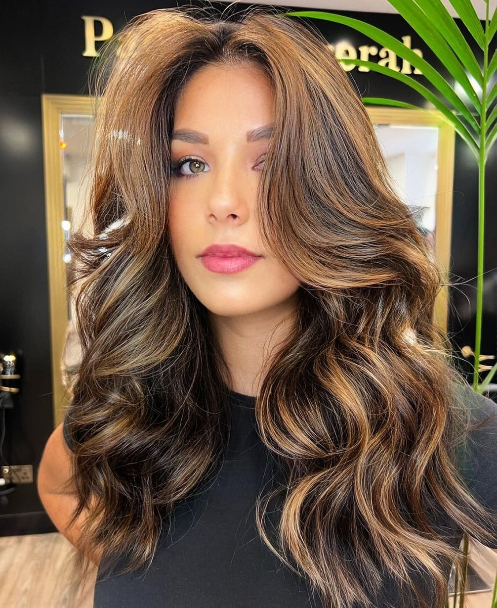 Shoulder Length Layers With Caramel Honey Balayage