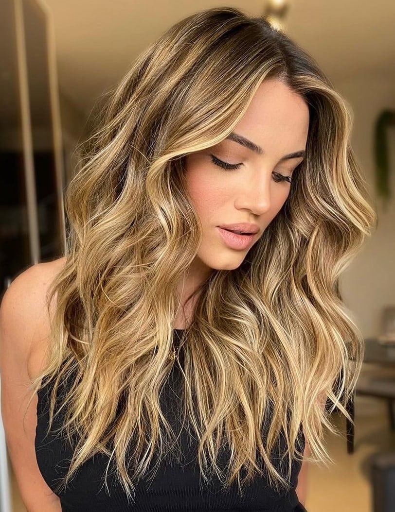 Collarbone Waves With Honey Blonde Balayage — Honey Balayage