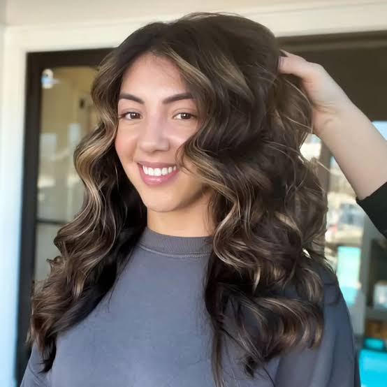 Shoulder Length Layered With Honey Blonde Balayage Shoulder Length Layered With Honey Blonde Balayage — Honey Brown Hair