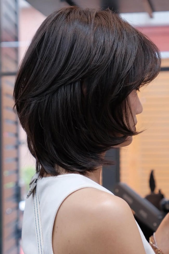 Dark Brown Chin Layered Bob With Face-Framing Pieces — Hush Cut