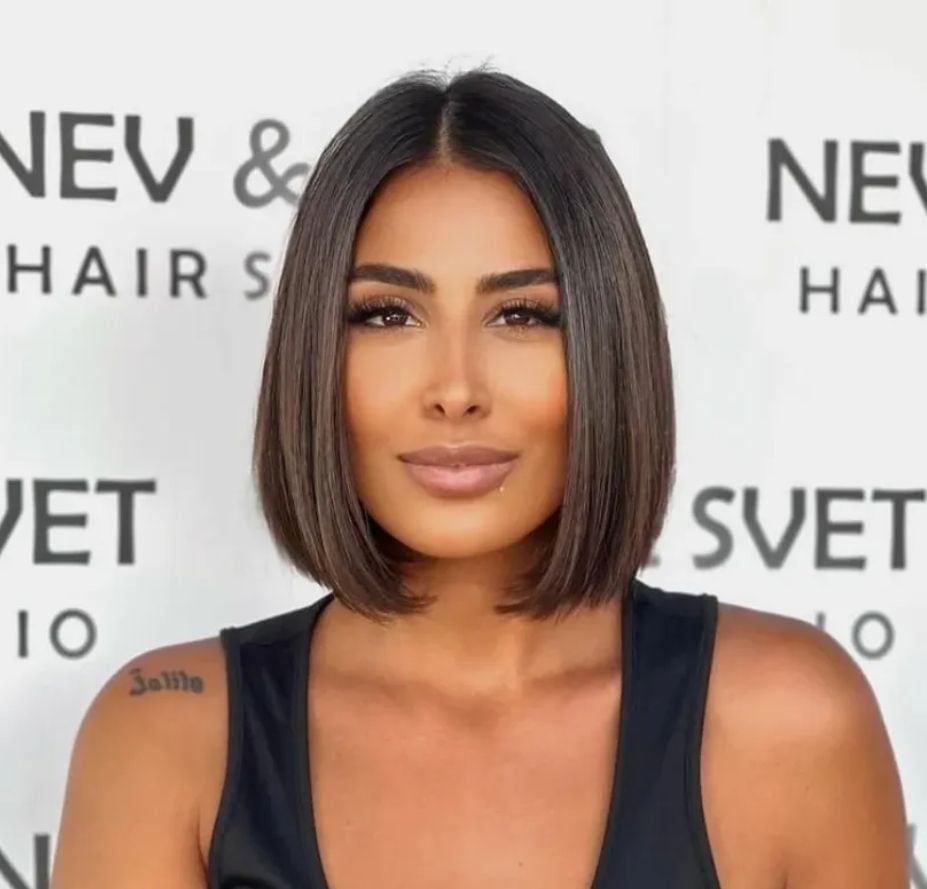 Sharp Dark Brown Blunt Bob Sharp Dark Brown Blunt Bob — Jaw Length Bob